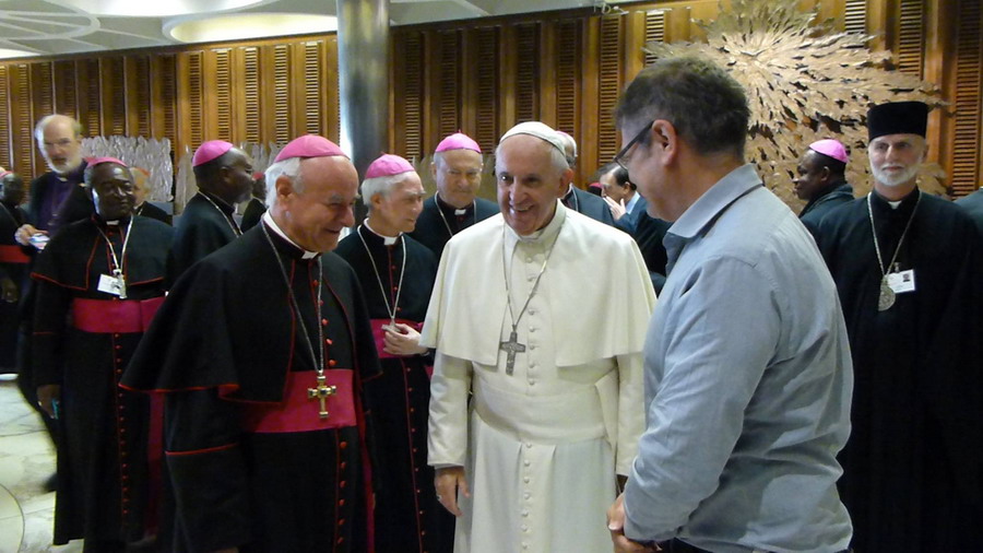 Lux Familiae - ottobre 2015 - incontro col papa.jpg